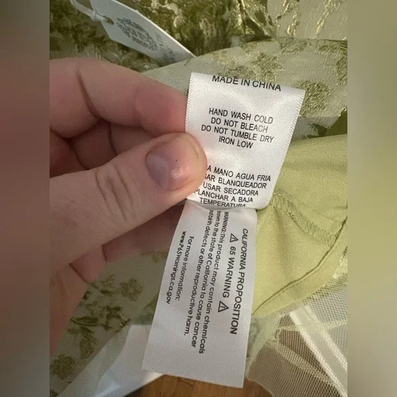 Hyacinth House Green Jacquard Bridgerton Blouse – Size Medium | Brocade NWT - Picture 14 of 14